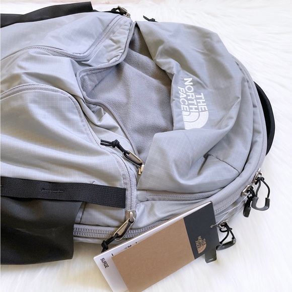 The North Face Men’s Surge 31 Liter Backpack - Picture 7 of 11